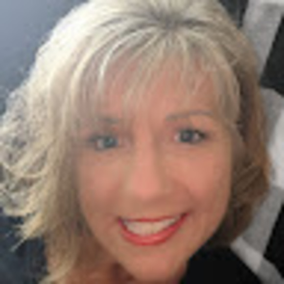 Meet your Posher, Kimberly - Picture 1 of 1